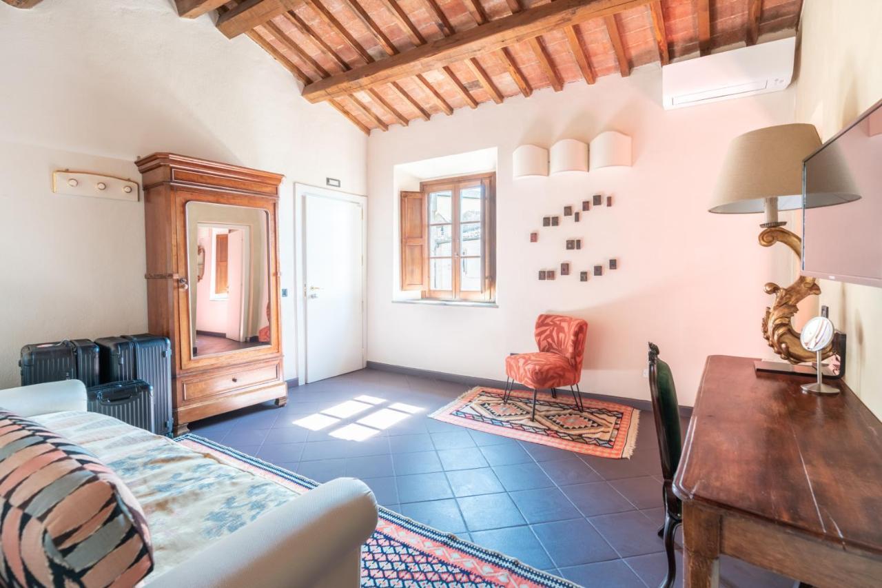Hotel Della Fortezza Sorano  Bagian luar foto