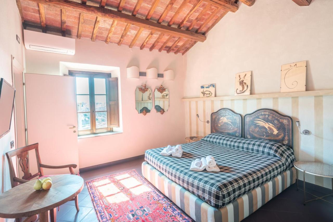 Hotel Della Fortezza Sorano  Bagian luar foto
