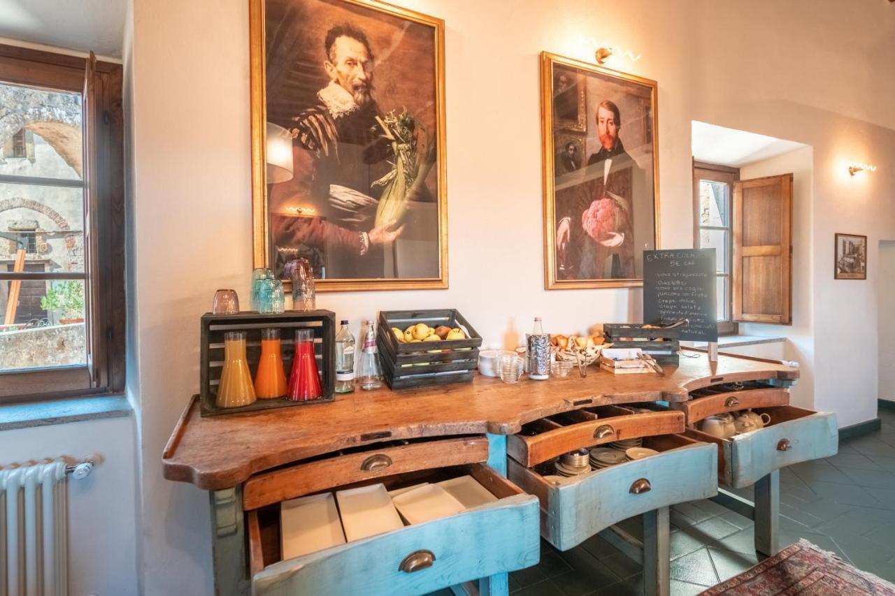 Hotel Della Fortezza Sorano  Bagian luar foto