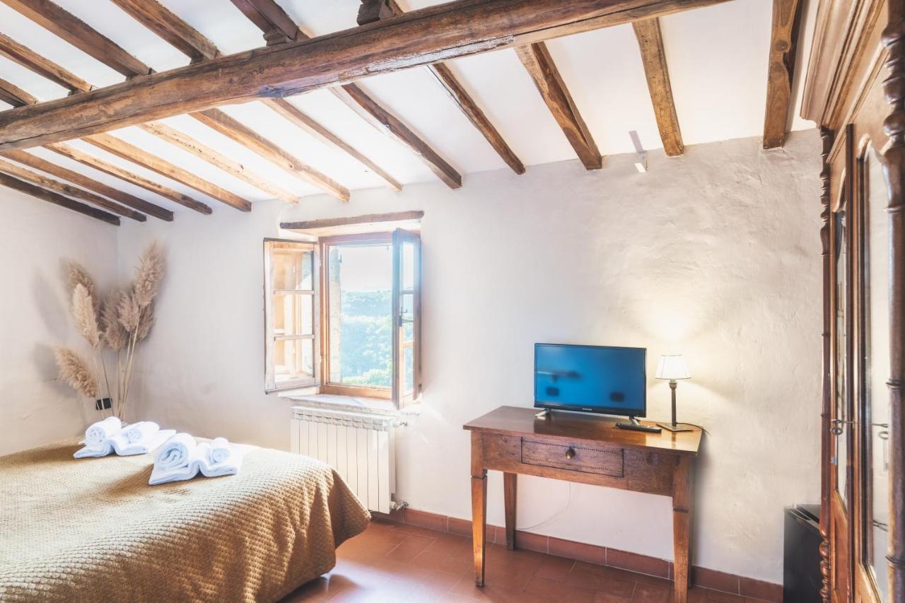 Hotel Della Fortezza Sorano  Bagian luar foto