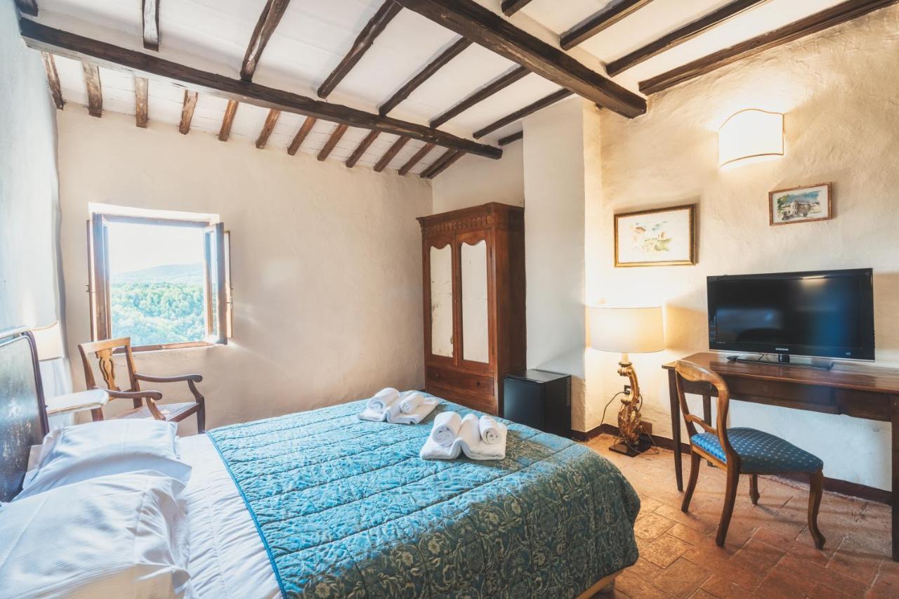 Hotel Della Fortezza Sorano  Bagian luar foto
