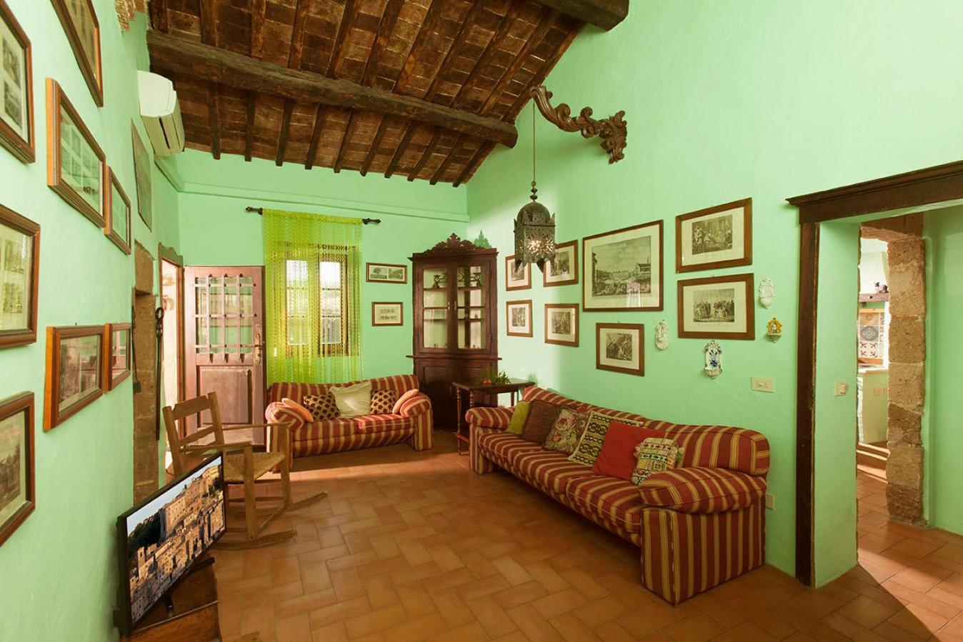 Hotel Della Fortezza Sorano  Bagian luar foto