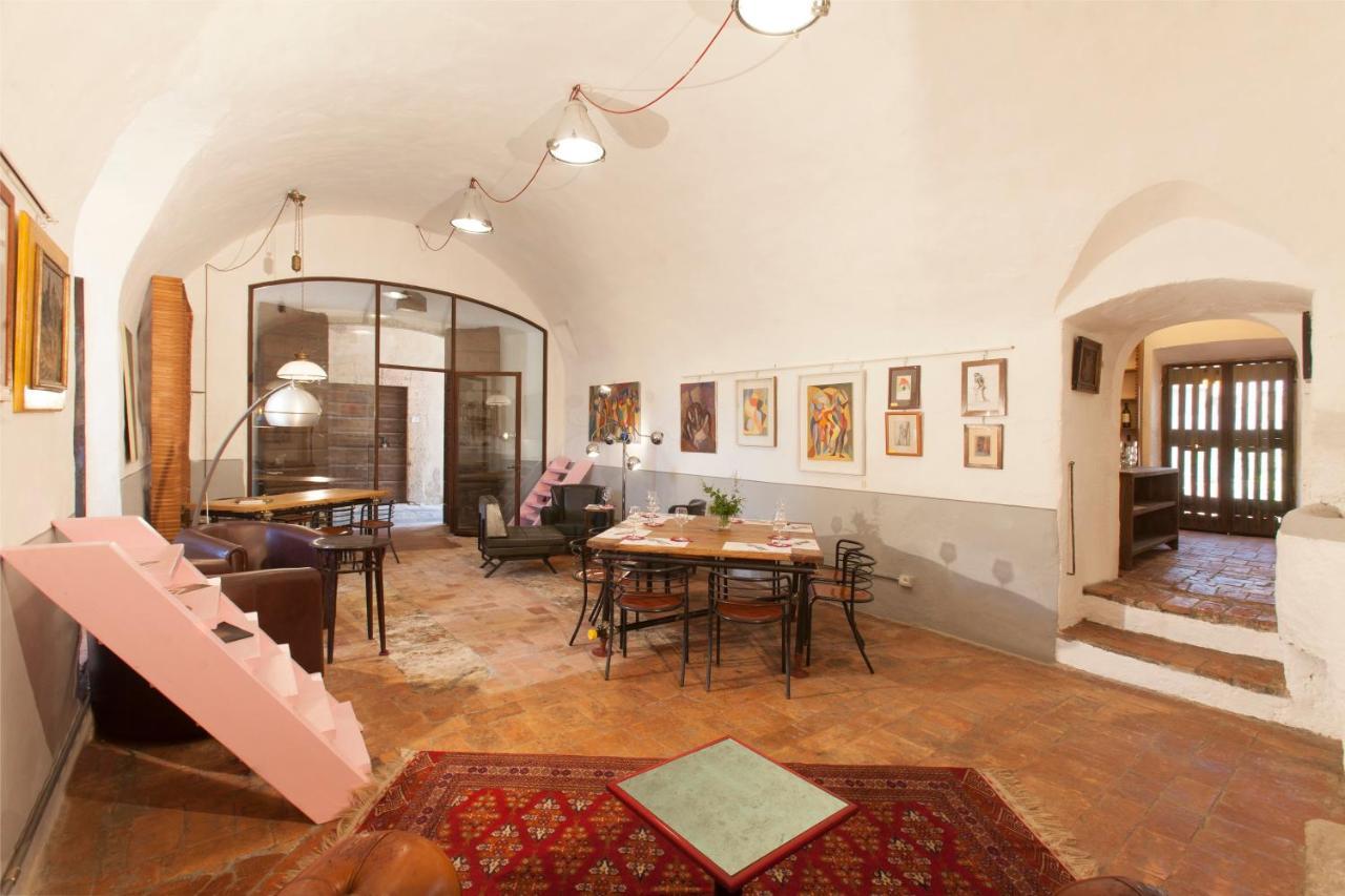 Hotel Della Fortezza Sorano  Bagian luar foto